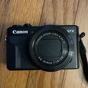 Canon G7X